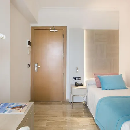 Grupotel Orient Hotel 4*
